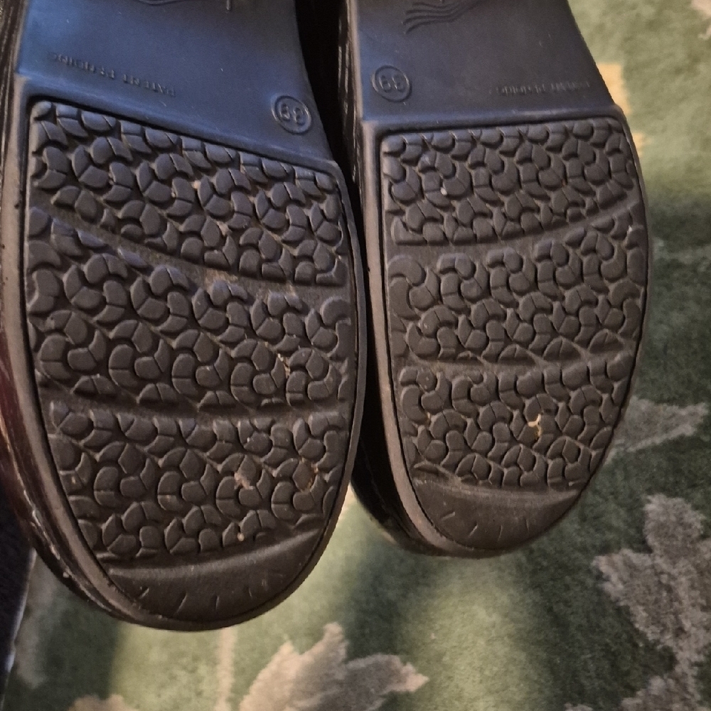 Dansko womens clogs with Multicolor Animal Print - Picture 13 of 16